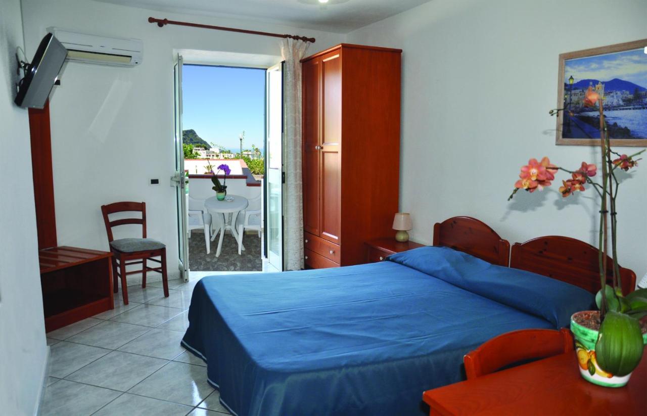Hotel Villa Cimmentorosso Форио Экстерьер фото